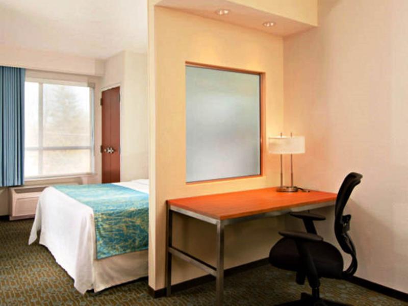 Springhill Suites St. Louis Airport/Earth City Bridgeton Dış mekan fotoğraf