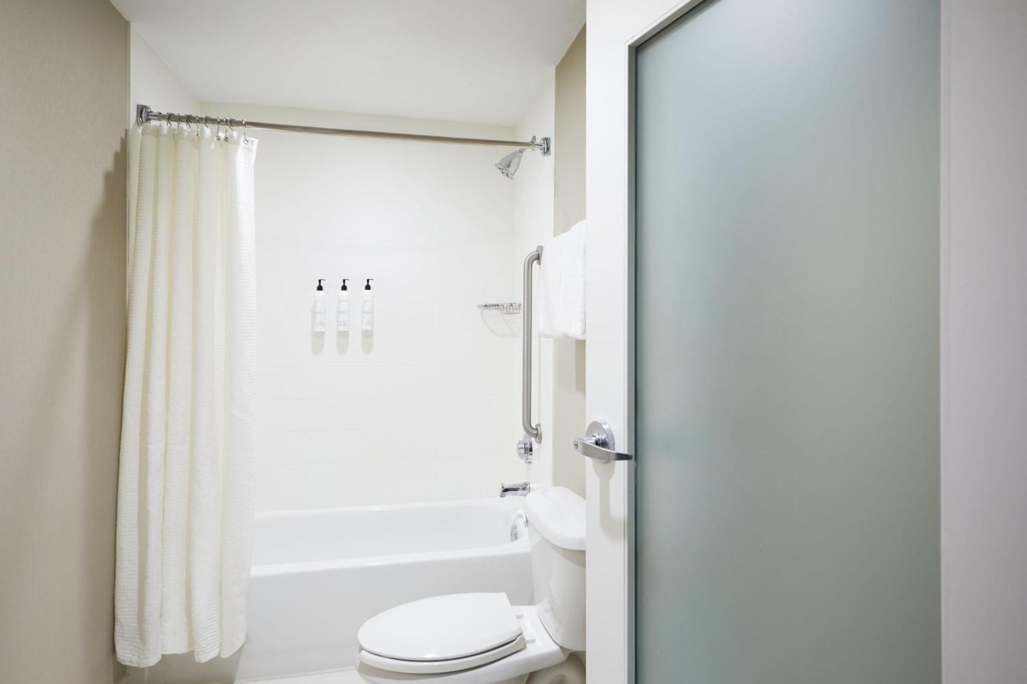 Springhill Suites St. Louis Airport/Earth City Bridgeton Dış mekan fotoğraf